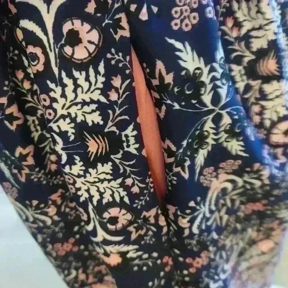 Vince Camuto Dress - Picture 9 of 9